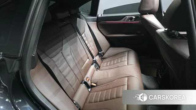 BMW i4 2022 Черный из Кореи, фото 2