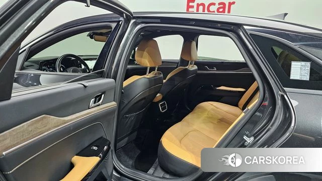 Kia K5 3rd generation 2023 Серый из Кореи, фото 2