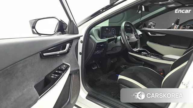 Kia EV6 2022 Белый из Кореи, фото 2