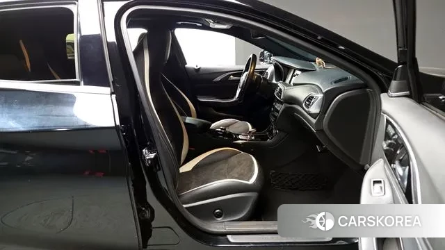 Infiniti Q30 2018 Черный из Кореи, фото 2