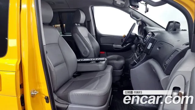 Hyundai The New Grand Starex 2019 Желтый из Кореи, фото 2