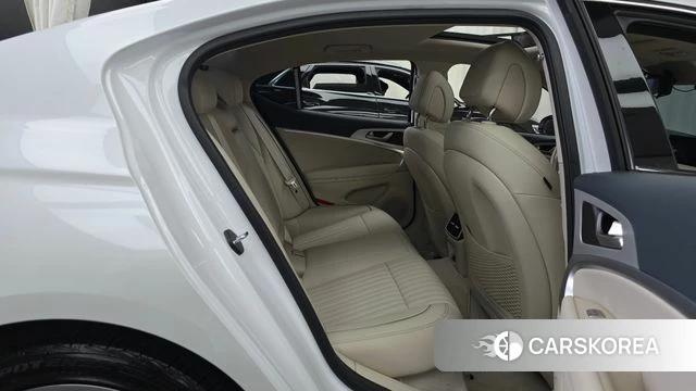 Genesis The New G70 2024 Белый из Кореи, фото 2
