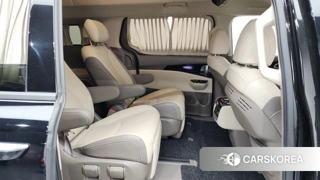 Kia Carnival 4th generation 2023 Черный из Кореи, фото 2