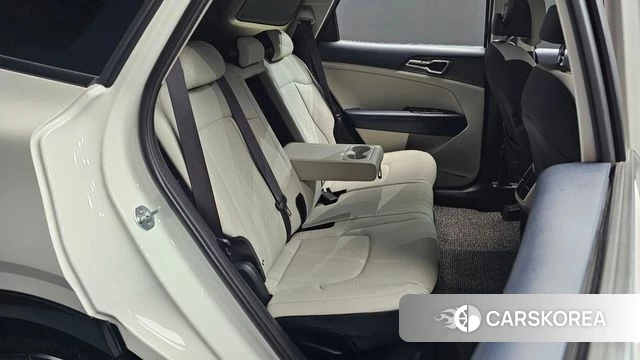 Kia Sportage 5th Generation 2021 Белый из Кореи, фото 2