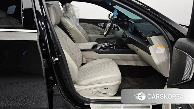 Kia K8 Hybrid 2023 Черный из Кореи, фото 2