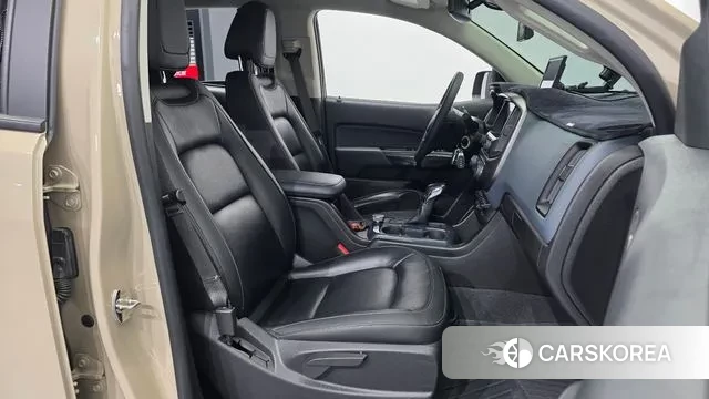 Chevrolet (GM Daewoo) Real New Colorado 2022 Жемчужный цвет из Кореи, фото 2