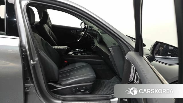 Kia K8 2022 Серебристо-серый из Кореи, фото 2