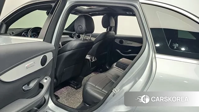 Mercedes-Benz GLC-Class X253 2022 Серебряный из Кореи, фото 2