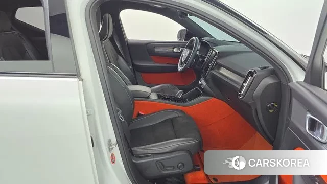 Volvo XC40 2018 Белый из Кореи, фото 2