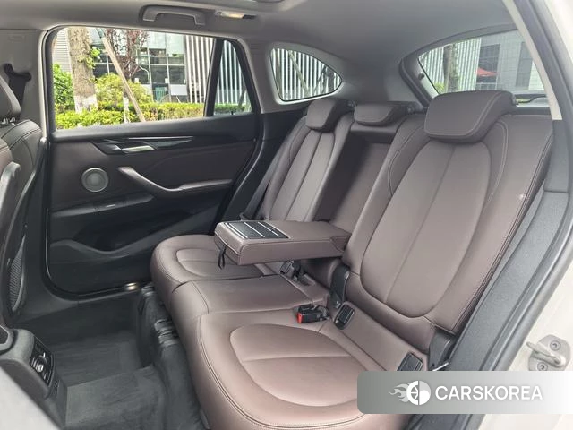 BMW X1 2022 Белый из Китая, фото 2