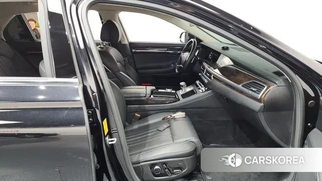 Genesis G90 2021 Черный из Кореи, фото 2