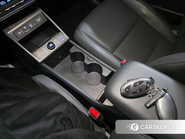 Hyundai Kona Hybrid (SX2) 2023 Серый из Кореи, фото 2