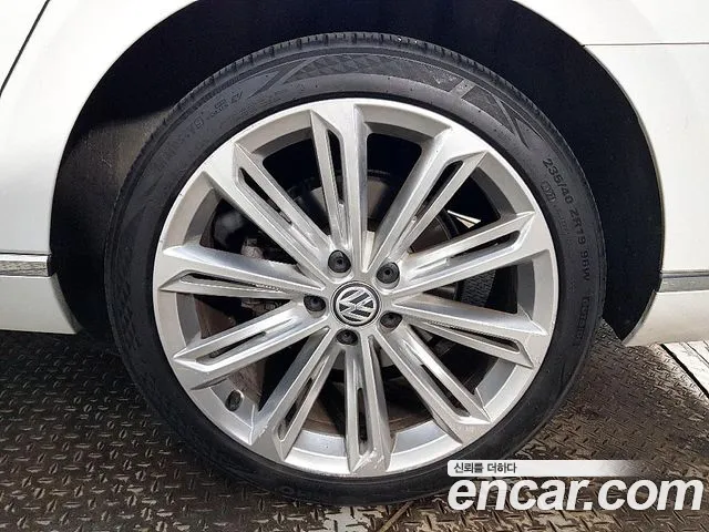 Volkswagen Passat GT (B8) id 2703734 из Кореи 2