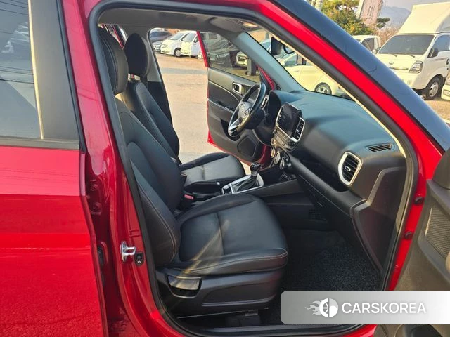 Hyundai Venue 2021 Красный из Кореи, фото 2