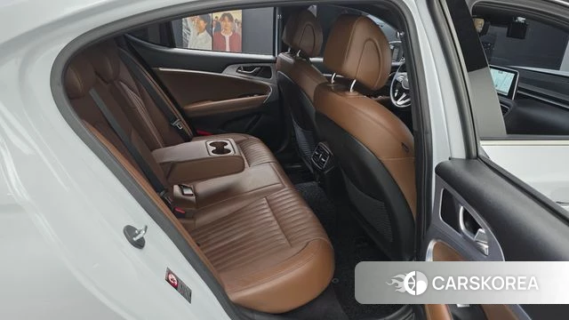 Genesis G70 2018 Белый из Кореи, фото 2