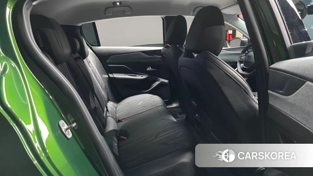 Peugeot 308 Third generation 2023 Зеленый из Кореи, фото 2