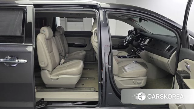 Kia The New Carnival 2020 Серый из Кореи, фото 2