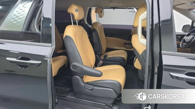 Kia Carnival 4th generation 2021 Черный из Кореи, фото 2