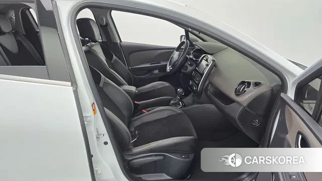 Renault Korea (Samsung) Clio 2018 Белый из Кореи, фото 2