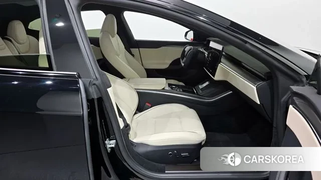 Tesla Model S 2023 Черный из Кореи, фото 2