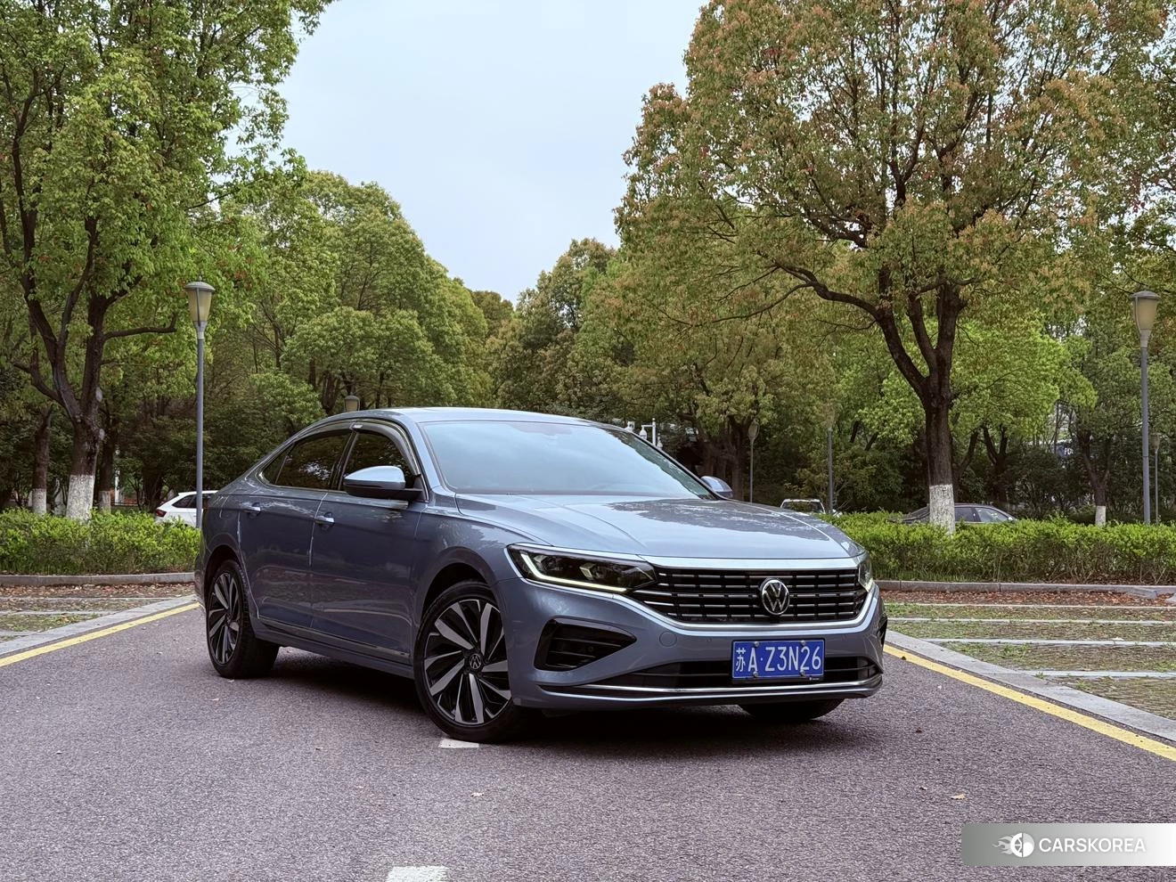 Volkswagen Passat 2021 Синий из Китая, фото 2