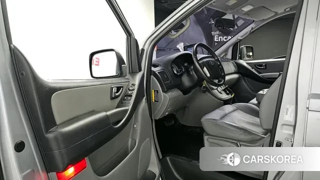 Hyundai The New Grand Starex 2019 Серебряный из Кореи, фото 2