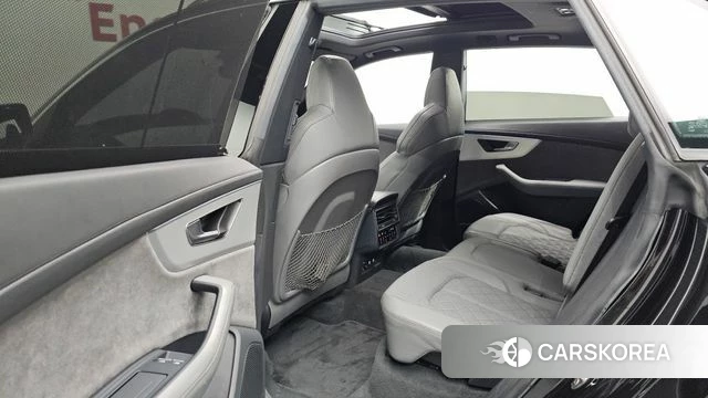 Audi Q8 (4M) 2020 Черный из Кореи, фото 2