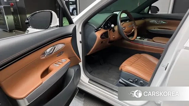 Genesis GV70 2022 Белый из Кореи, фото 2