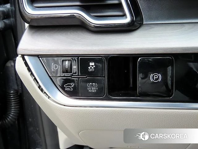 Kia Sportage 5th Generation Hybrid 2022 Серый из Кореи, фото 2