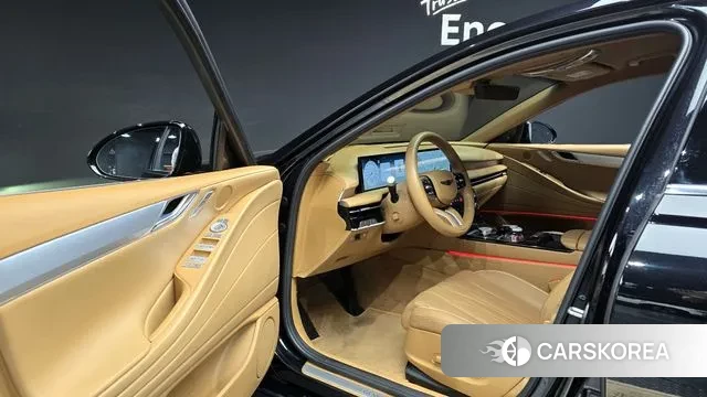 Genesis G80 (RG3) 2024 Черный из Кореи, фото 2