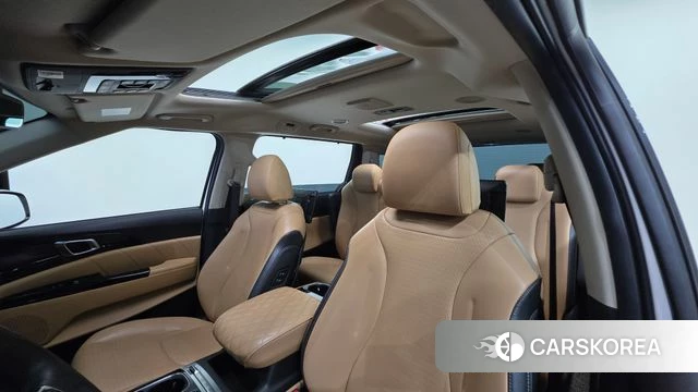Kia Carnival 4th generation 2021 Белый из Кореи, фото 2