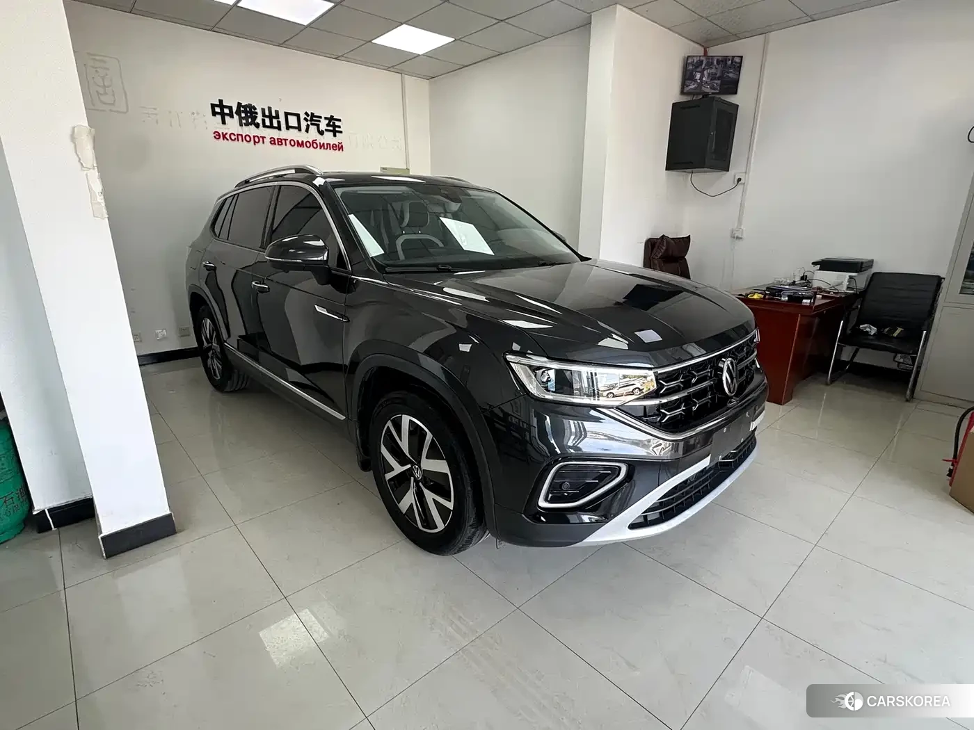 Volkswagen Tayron 2023 Черный из Китая, фото 2