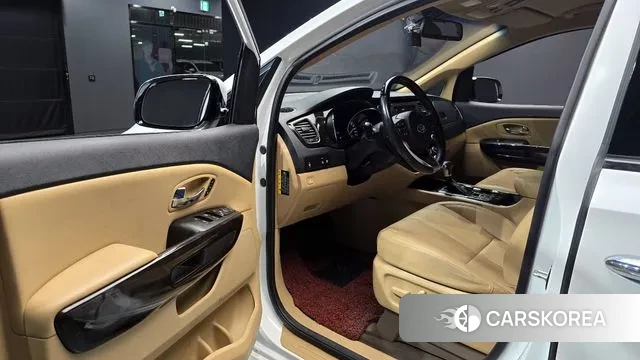 Kia The New Carnival 2019 Белый из Кореи, фото 2