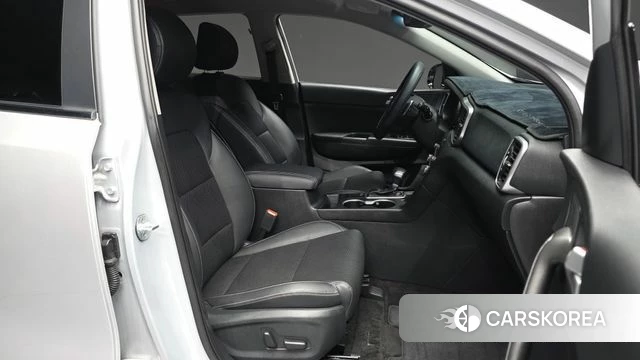Kia Sportage The Bold 2019 Серебряный из Кореи, фото 2