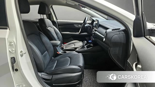 Kia Come New K3 2018 Белый из Кореи, фото 2