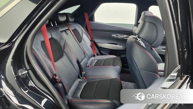 Genesis GV70 2021 Черный из Кореи, фото 2