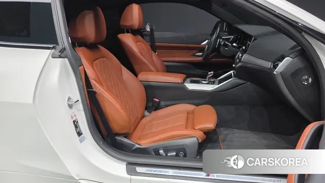 BMW 4 Series (G22) 2022 Белый из Кореи, фото 2