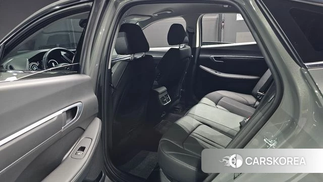 Hyundai Sonata (DN8) 2022 Серебристо-серый из Кореи, фото 2