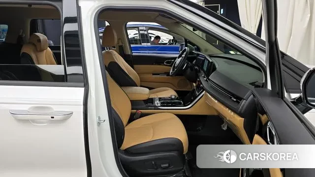 Kia Carnival 4th generation 2023 Белый из Кореи, фото 2