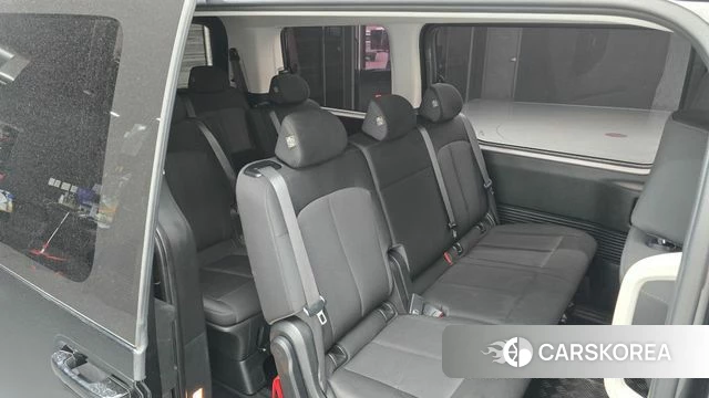 Hyundai Staria 2022 Черный из Кореи, фото 2
