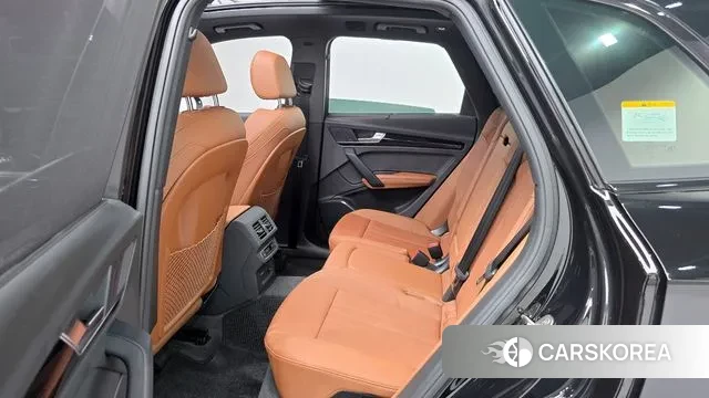 Audi Q5 (FY) 2024 Черный из Кореи, фото 2