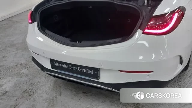 Mercedes-Benz CLE-Class C236 2024 Белый из Кореи, фото 2