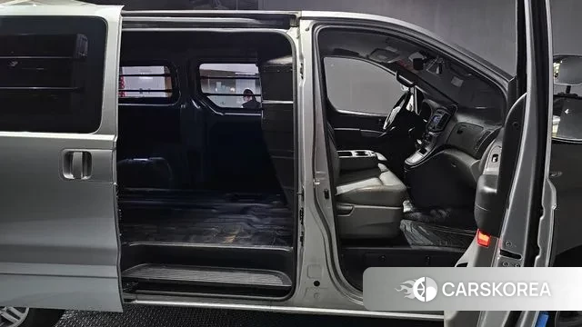 Hyundai The New Grand Starex 2019 Серебряный из Кореи, фото 2