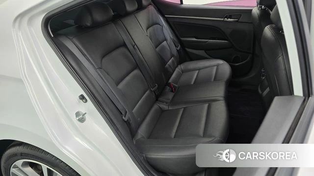 Hyundai Avante AD 2018 Белый из Кореи, фото 2