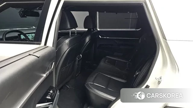 Ssangyong Torres 2023 Белый из Кореи, фото 2