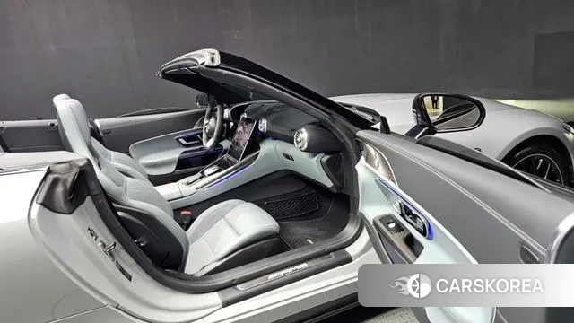 Mercedes-Benz SL-Class R232 2023 Серебристо-серый из Кореи, фото 2