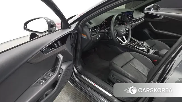 Audi A4 (B9) 2022 Серый из Кореи, фото 2