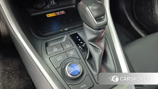 Toyota RAV4 5th Generation 2023 Серый из Кореи, фото 2