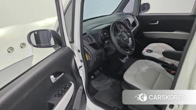 Kia The New Kia Ray 2023 Белый из Кореи, фото 2