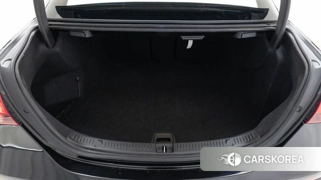 Mercedes-Benz E-Class W213 2023 Черный из Кореи, фото 2